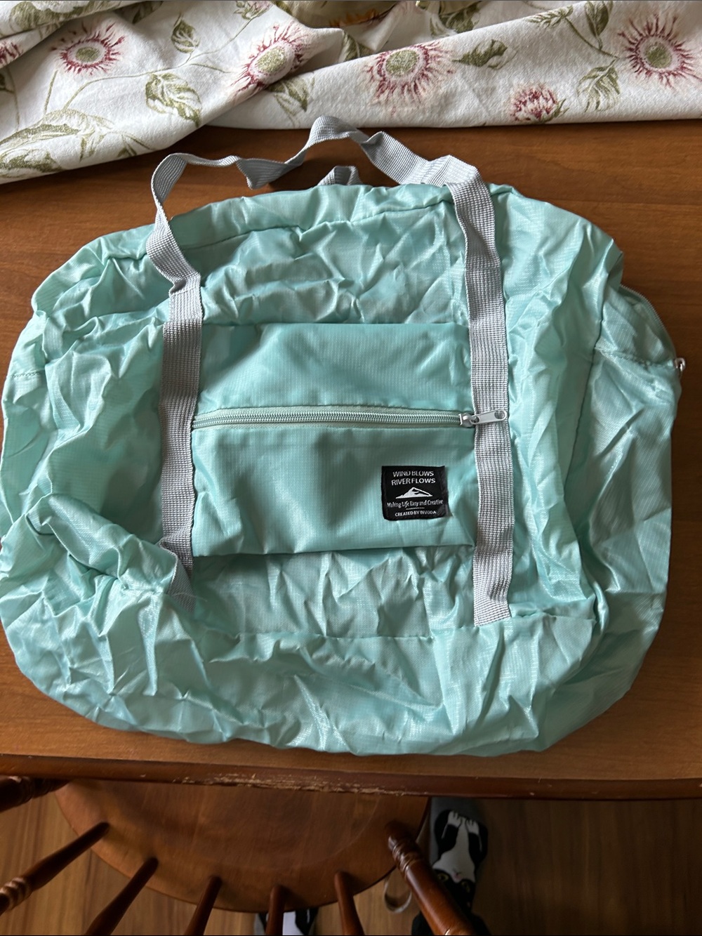 Lightweight Teal Tote Bag with Front Zip Pocket